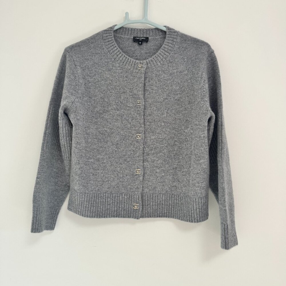 Chanel gray Cardigan Size 38
